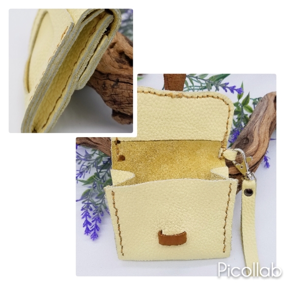 "Love Letter" Daffodil Leather Wallet Wristlet - Picture 3 of 5